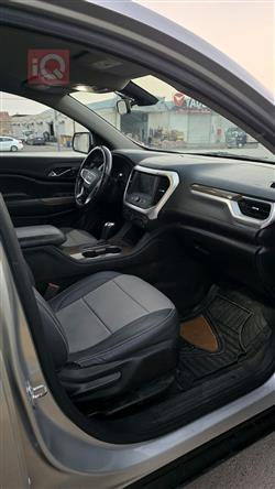GMC Acadia